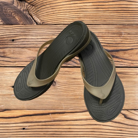 CROCS Shoes - Crocs wedge thong sandals size 8 great condition
